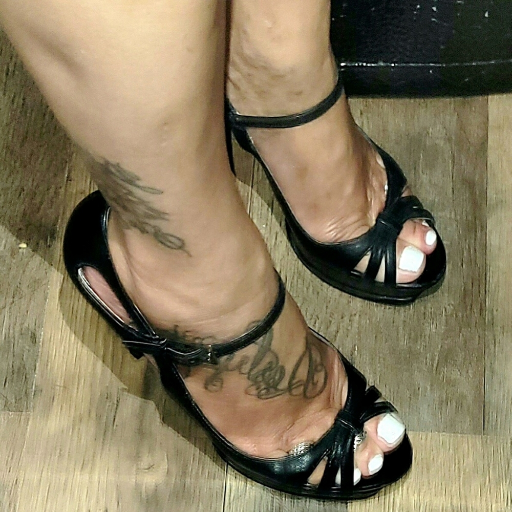 Guess Heels